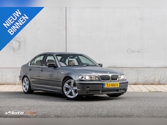 BMW 3-serie - 330i Special Edition