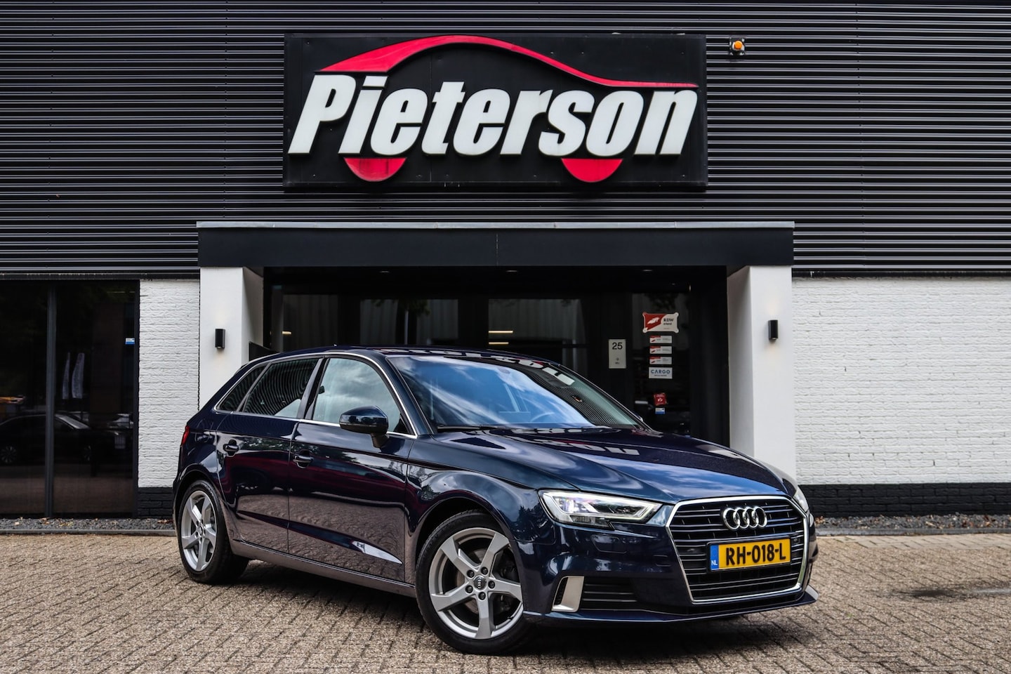 Audi A3 Sportback - 1.0 TFSI NAP FACELIFT VIRTUAL MASSAGE - AutoWereld.nl