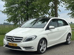 Mercedes-Benz B-klasse - 200 Ambition loopt op 3 cil * NAP * Full option