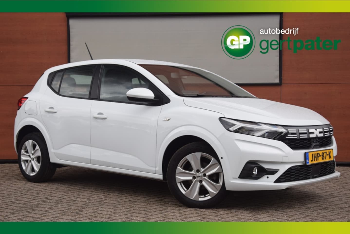 Dacia Sandero - 1.0TCe 90 Expression Carplay/Camera/PDC/LM Velgen - AutoWereld.nl