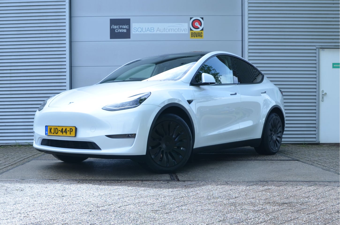 Tesla Model Y - Long Range AWD 75 kWh AutoPilot3.0 Ryzen - AutoWereld.nl