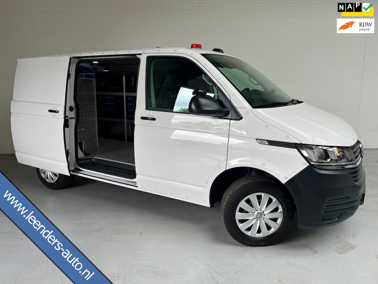 Volkswagen Transporter - Automaat DSG Servicewagen 2.0 TDI 150PK euro6 L1H1 Sortimo Inrichting, V230 Omvormer, RIJK - AutoWereld.nl