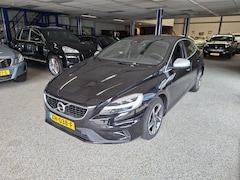 Volvo V40 - T3 R-design AUTOMAAT-PANODAK