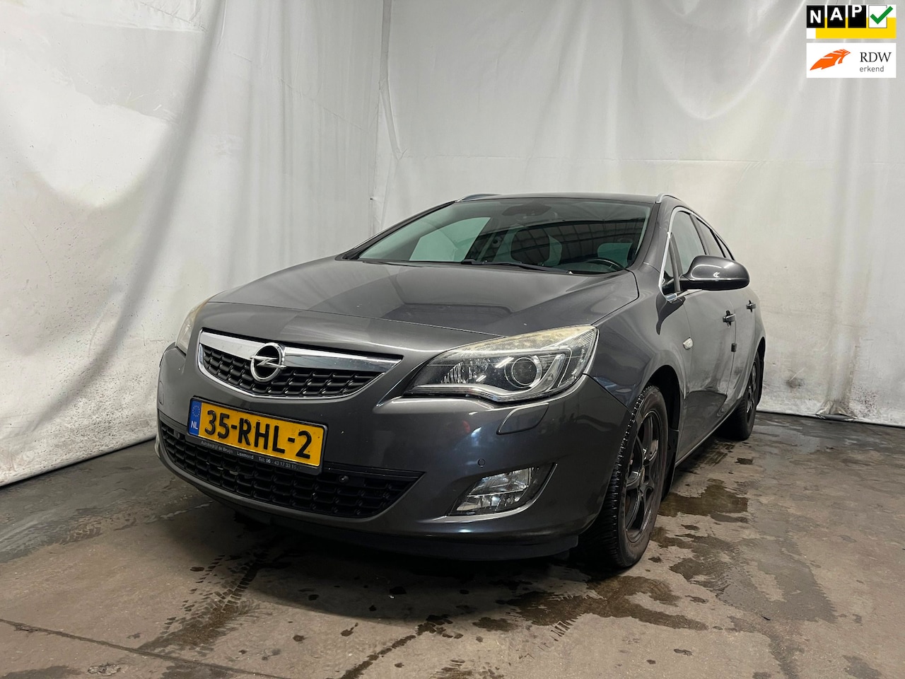 Opel Astra Sports Tourer - 1.4 Turbo Sport - Schade - AutoWereld.nl