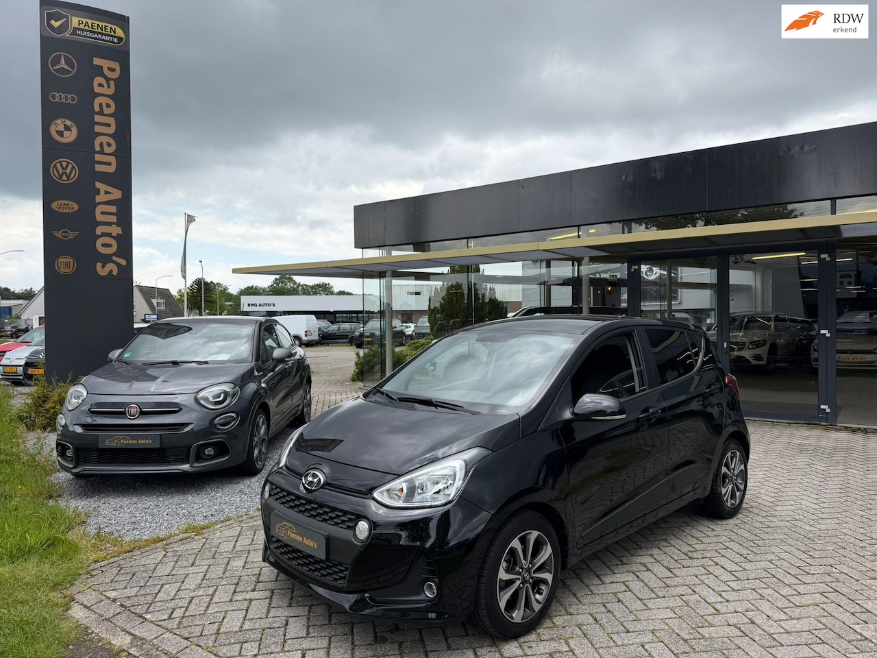 Hyundai i10 - 1.0i i-Motion Comfort|Sensor|Stoel/Stuurverwarming - AutoWereld.nl