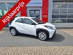 Toyota Aygo X - 1.0 VVT-i MT Play