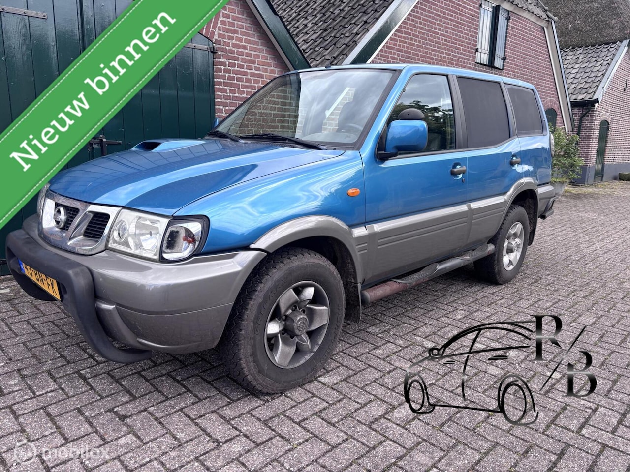 Nissan Terrano ll - 3.0 Di Sport SR-B 3.0 Di Sport SR-B - AutoWereld.nl