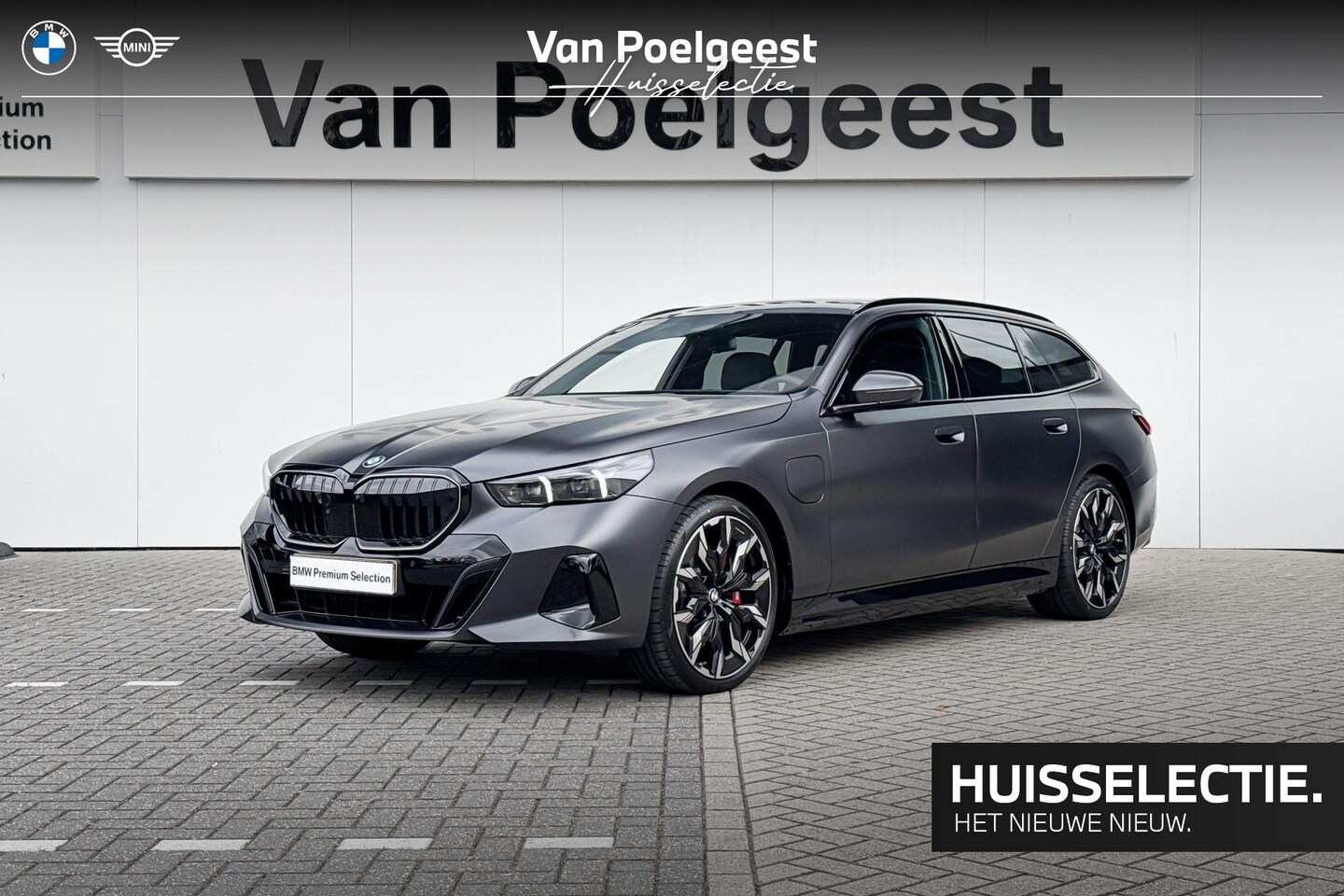 BMW 5-serie Touring - 550e xDrive Bowers & Wilkins | M Sport | Trekhaak - AutoWereld.nl