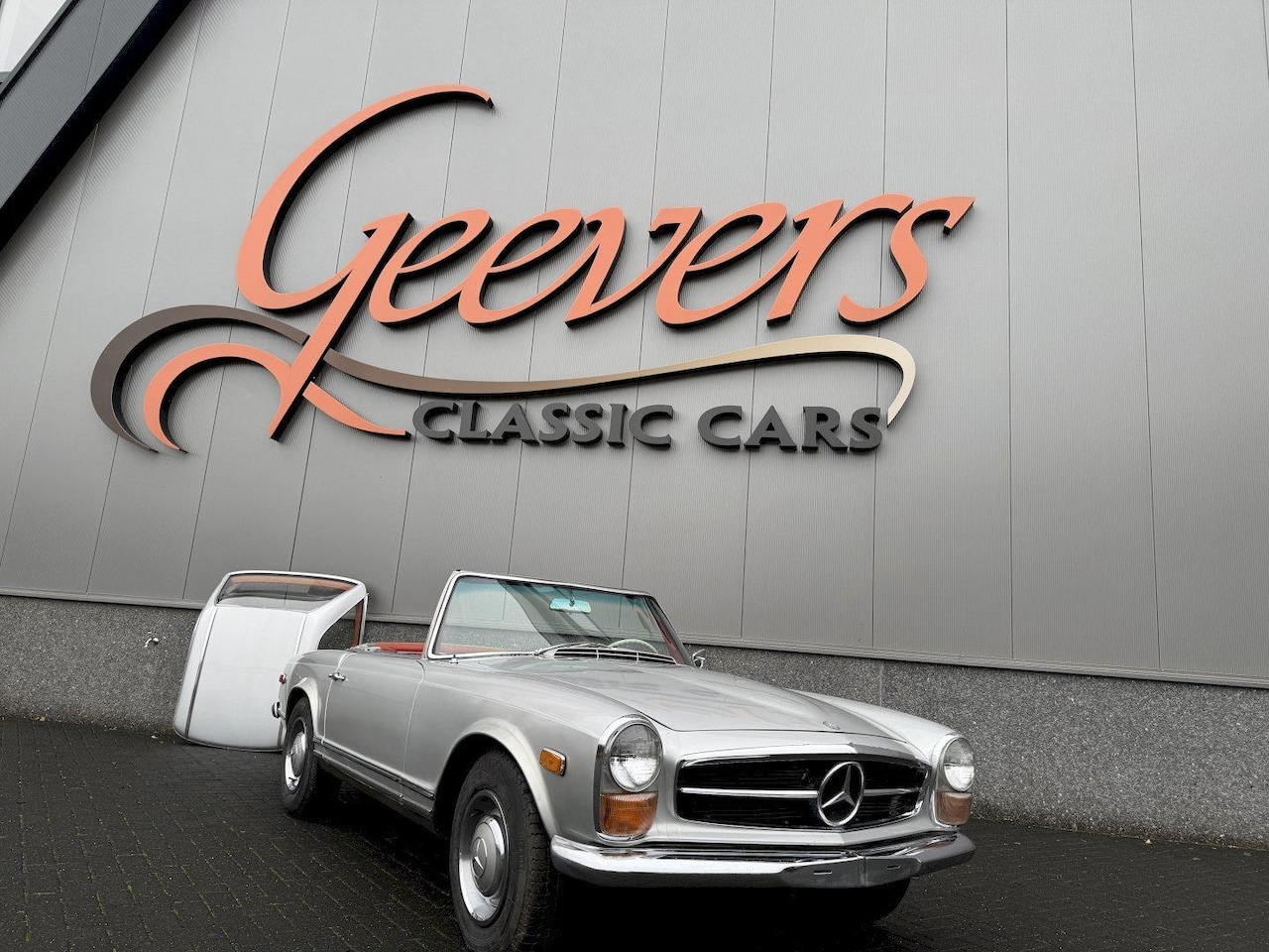 Mercedes-Benz SL-klasse Cabrio - Pagode W113 230SL - AutoWereld.nl