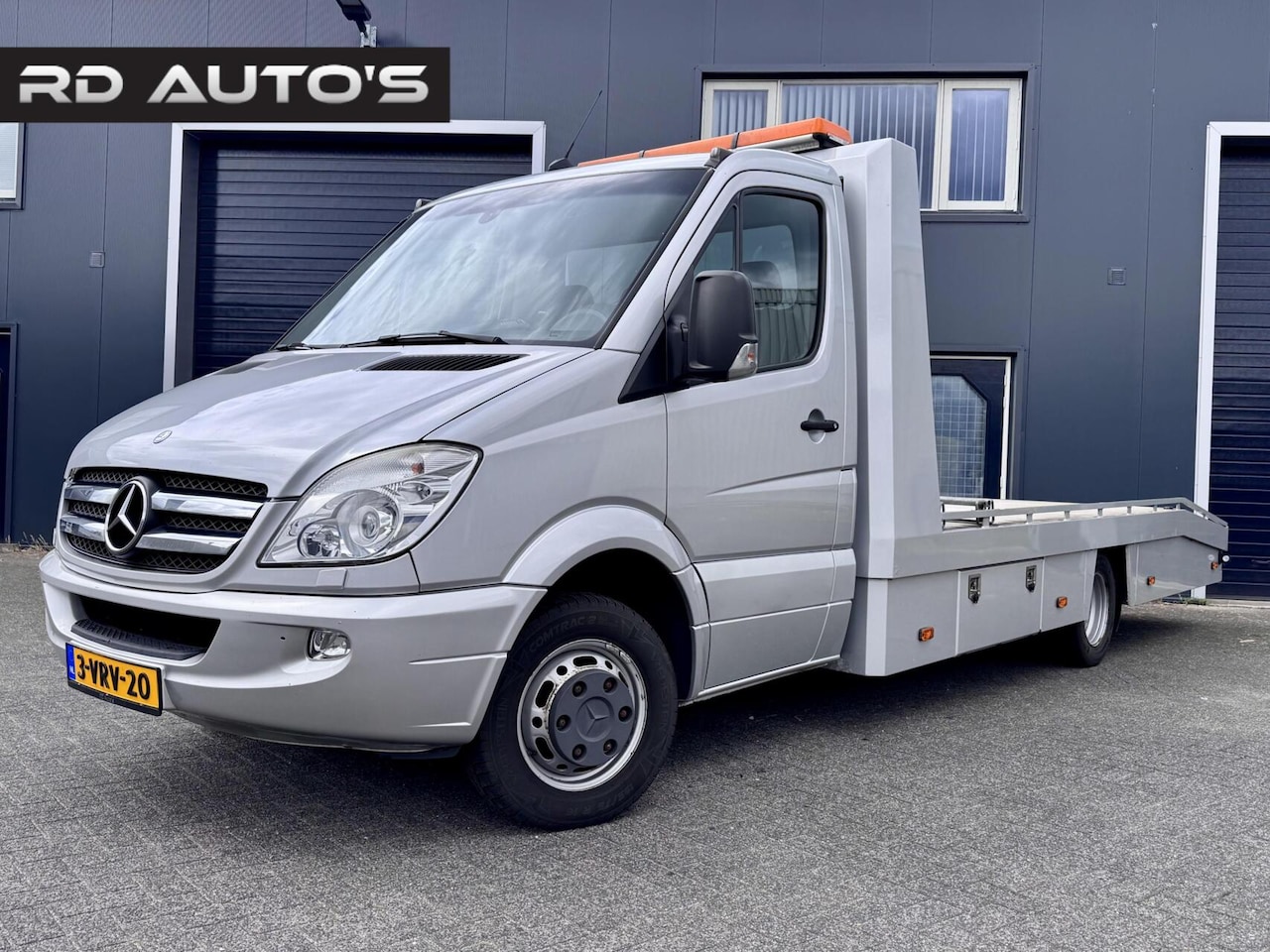 Mercedes-Benz Sprinter - 519 V6 Automaat oprijwagen NAP V Hooff 519 3.0 CDI 432 - AutoWereld.nl