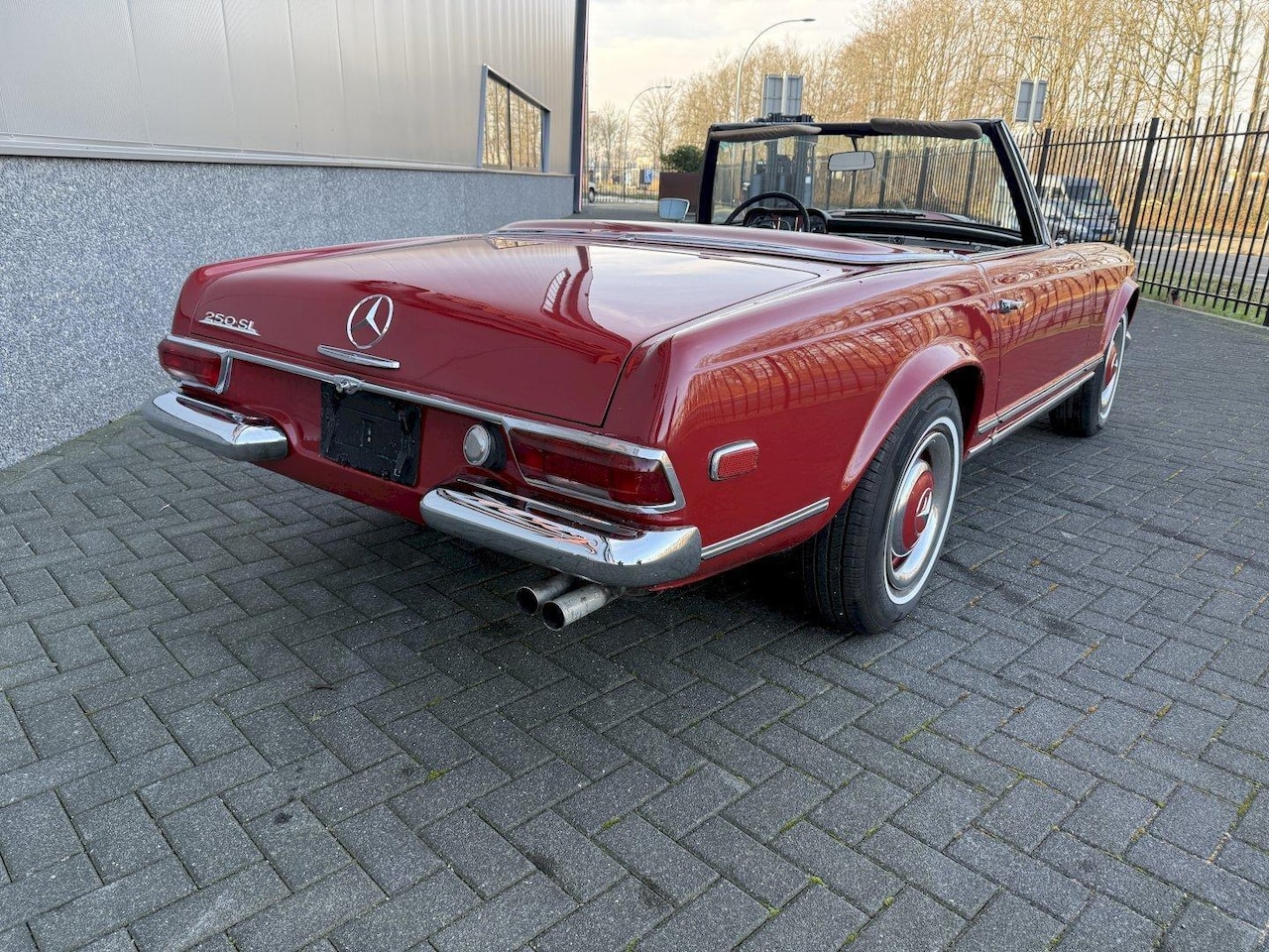 Mercedes-Benz SL-klasse Cabrio - Pagode W113 250SL - AutoWereld.nl