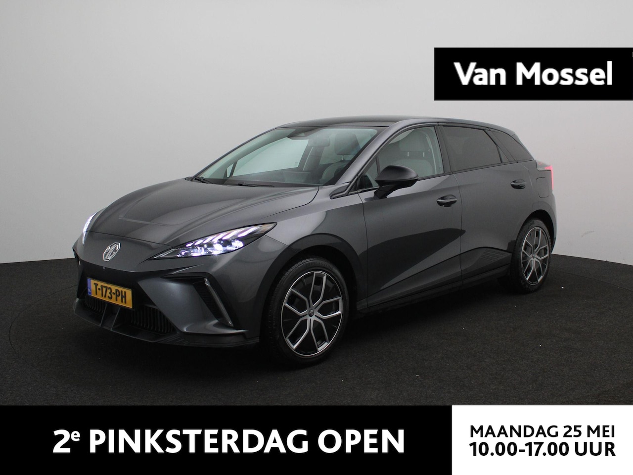 MG MG4 - Luxury 64 kWh | Carplay | Stoelverwarming | Stuurverwarming | Camera | Led Verlichting | - AutoWereld.nl