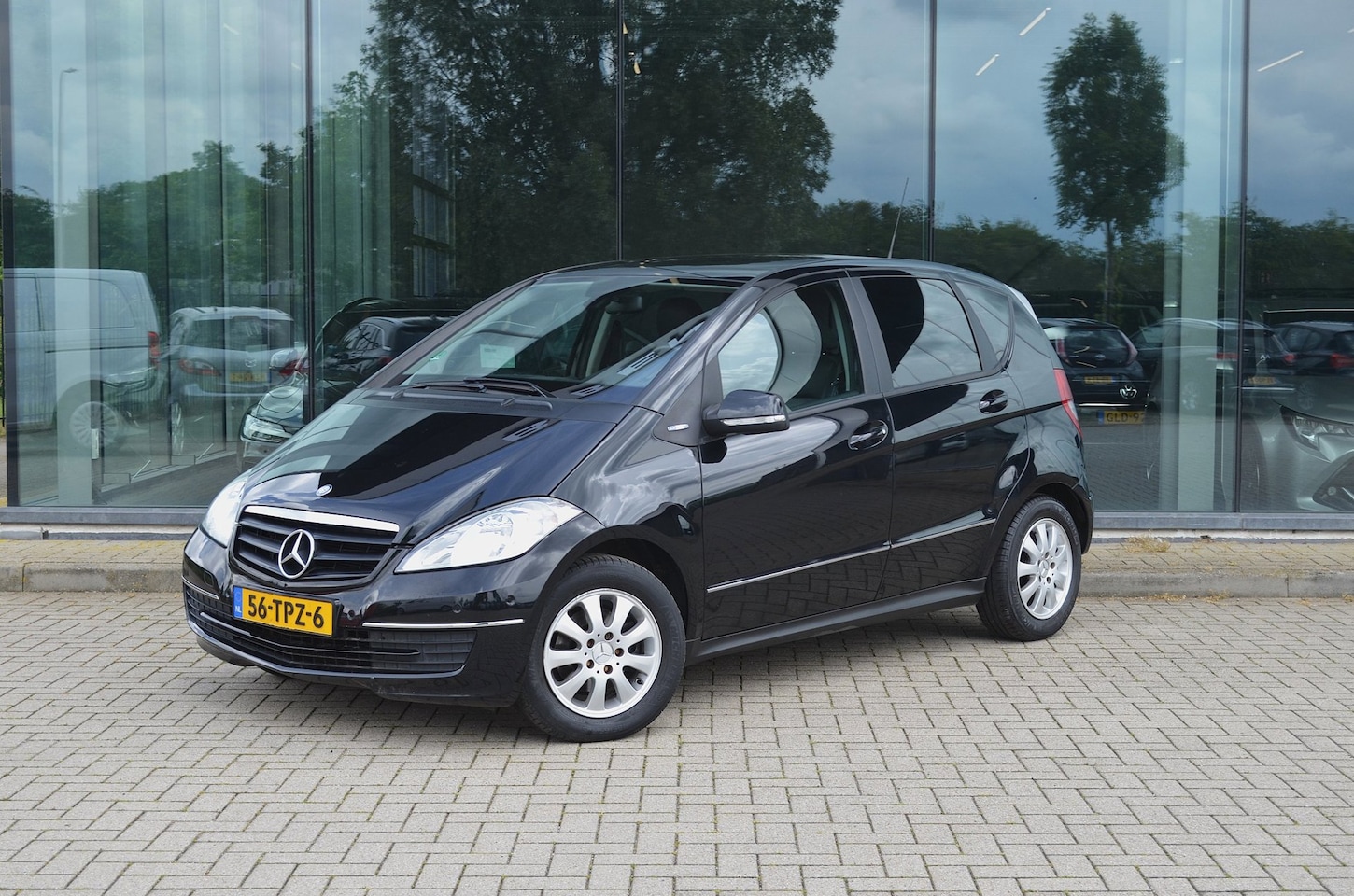 Mercedes-Benz A-klasse - 160 Business Class | Trekhaak | Leder | Parkeersensoren V + A - AutoWereld.nl