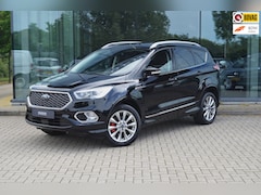 Ford Kuga - 1.5 EcoBoost Vignale | Vol opties | Pano | Trekhaak | Elek. stoelen | Elek. achterklep