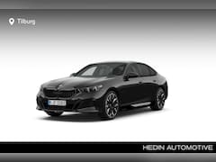 BMW 5-serie - 550e xDrive M Sportpakket Pro | Innovation Pack | Travel Pack | Comfort Pack | Bowers & Wi