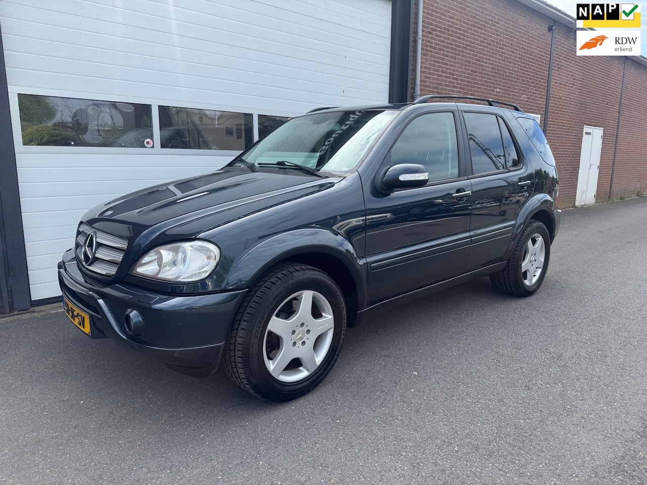 Mercedes-Benz M-klasse - AMG 55 I Schuifdak I Youngtimer I Trekhaak I - AutoWereld.nl