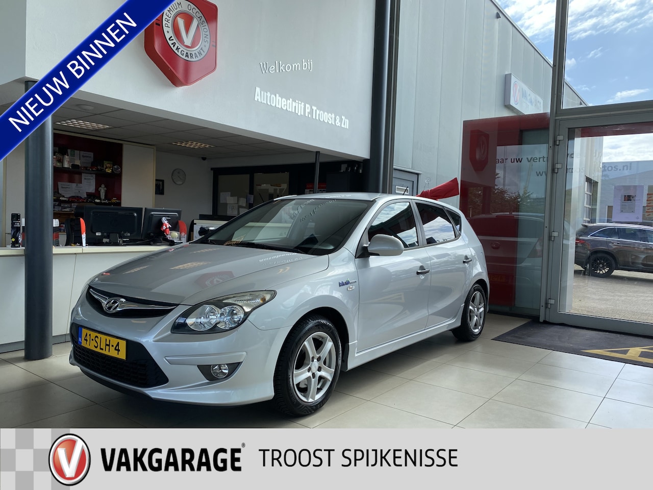 Hyundai i30 - 1.4i Blue Active Cool 1.4i Blue Active Cool,1E Eigenaar,Dealeronderhouden,Airco,Trekhaak,Elektrischpakket,Achter - AutoWereld.nl