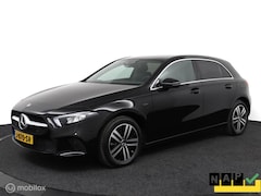 Mercedes-Benz A-klasse - 250e 218pk Plug in Hybride NL Auto | 95, 1% SOH | widescreen | Sfeerverlichting | Leder |