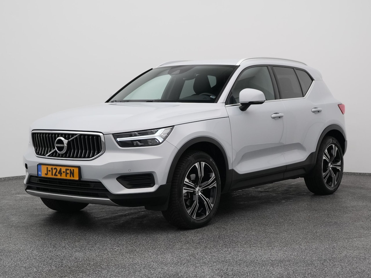 Volvo XC40 - 1.5 T3 Inscription | CAMERA | ADAPTIVE | TREKHAAK - AutoWereld.nl