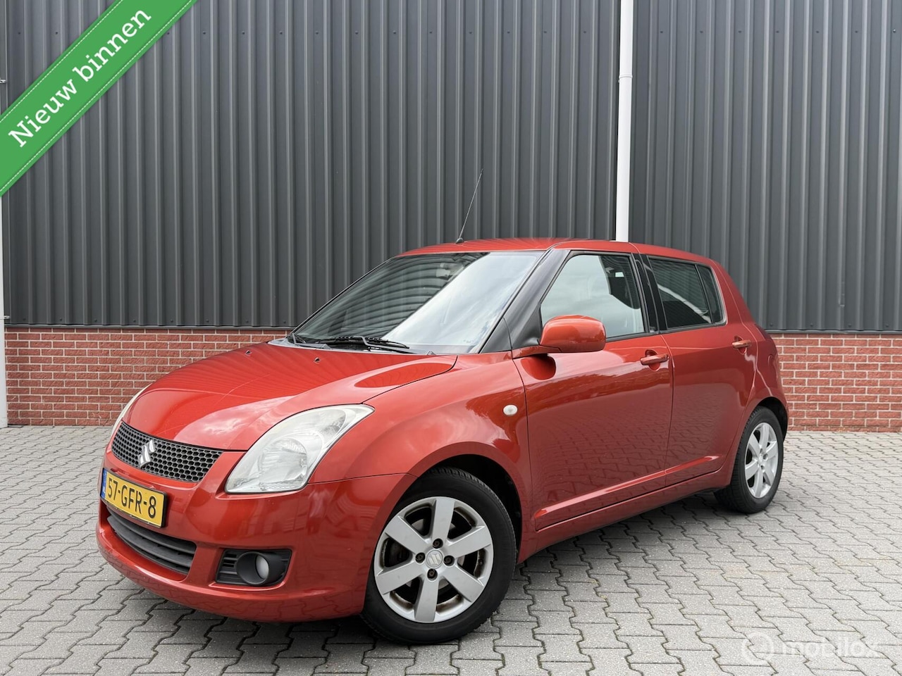 Suzuki Swift - 1.5 Exclusive 5 Deurs Airco Nieuwe Apk Nap - AutoWereld.nl
