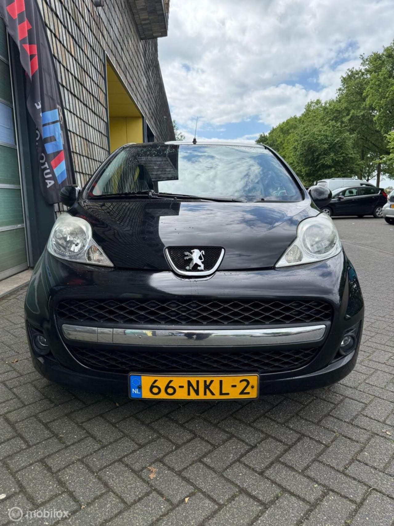 Peugeot 107 - 1.0-12V Urban Move 1.0-12V Urban Move - AutoWereld.nl