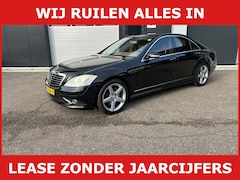 Mercedes-Benz S-klasse - 320 motor rookt zwart
