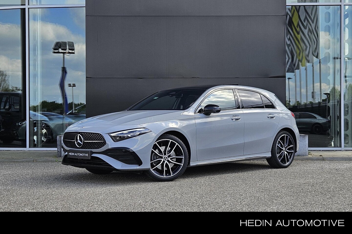 Mercedes-Benz A-klasse - A 250e Automaat Business Solution AMG | MANUFAKTUR | AMG Line Plus Pakket - AutoWereld.nl