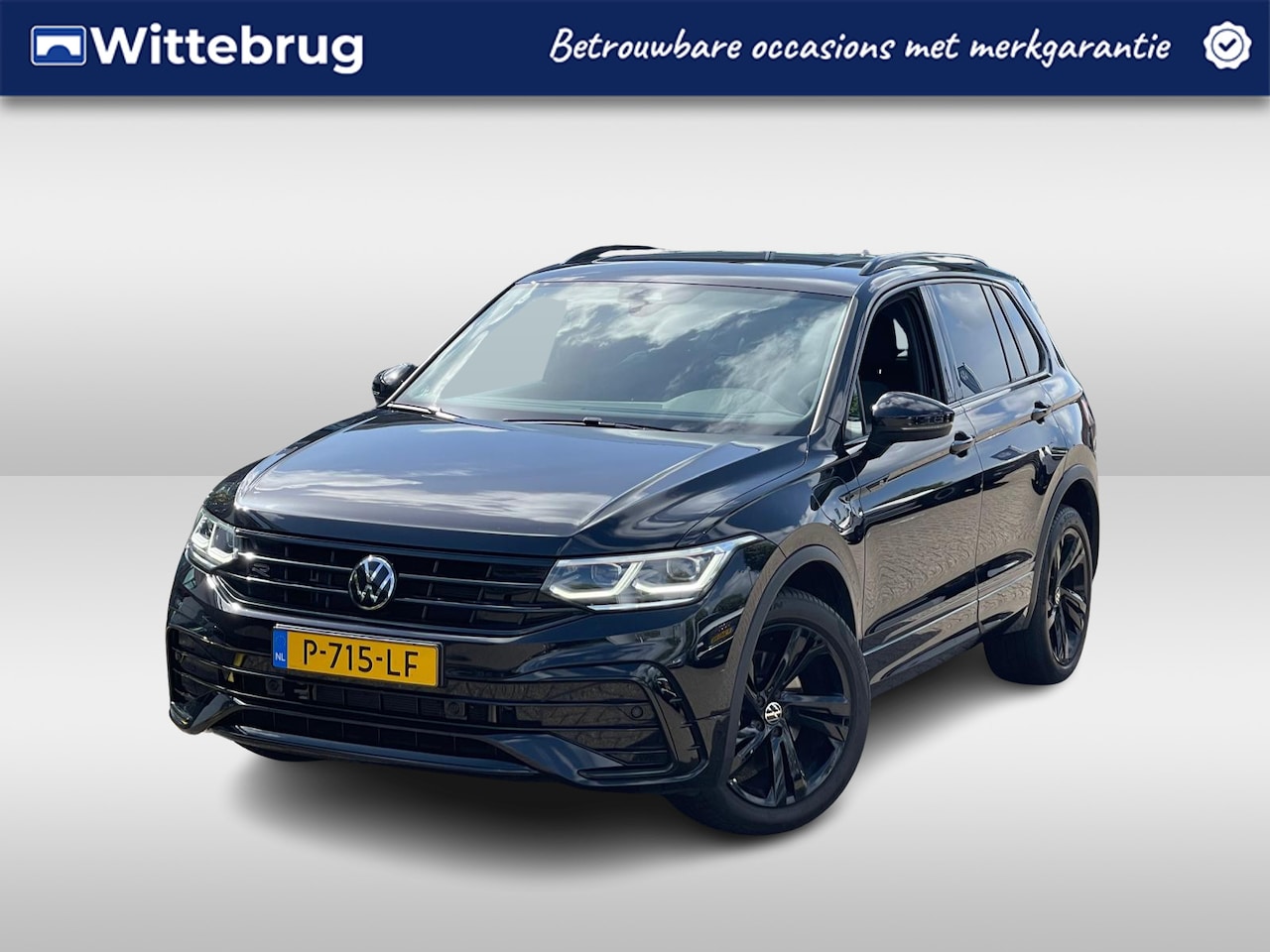Volkswagen Tiguan - 1.4 TSI eHybrid 245PK DSGR-Line Business+ / Black Style / Panoramadak / 19'' LMV / VW - AutoWereld.nl