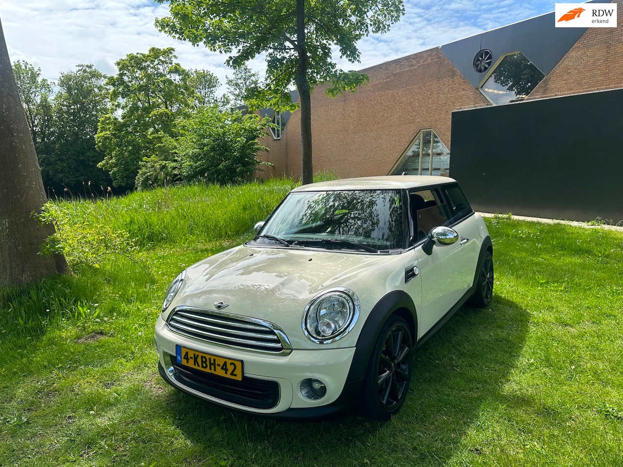 MINI One - Mini 1.6 Holland Street Airco Navi Leder Historie!!! - AutoWereld.nl