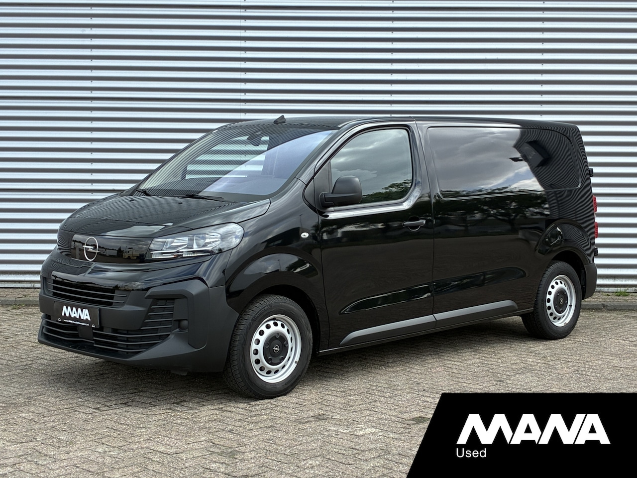 Opel Vivaro - 2.0 BlueHDi 145 S&S L2 Automaat Cruise Airco Sensoren - AutoWereld.nl