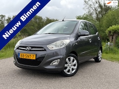 Hyundai i10 - 1.2 84 PK i-Motion Cool | 4 Cilinder | Airco | 2e Eigenaar | Nieuwe Distributie | AUX/USB