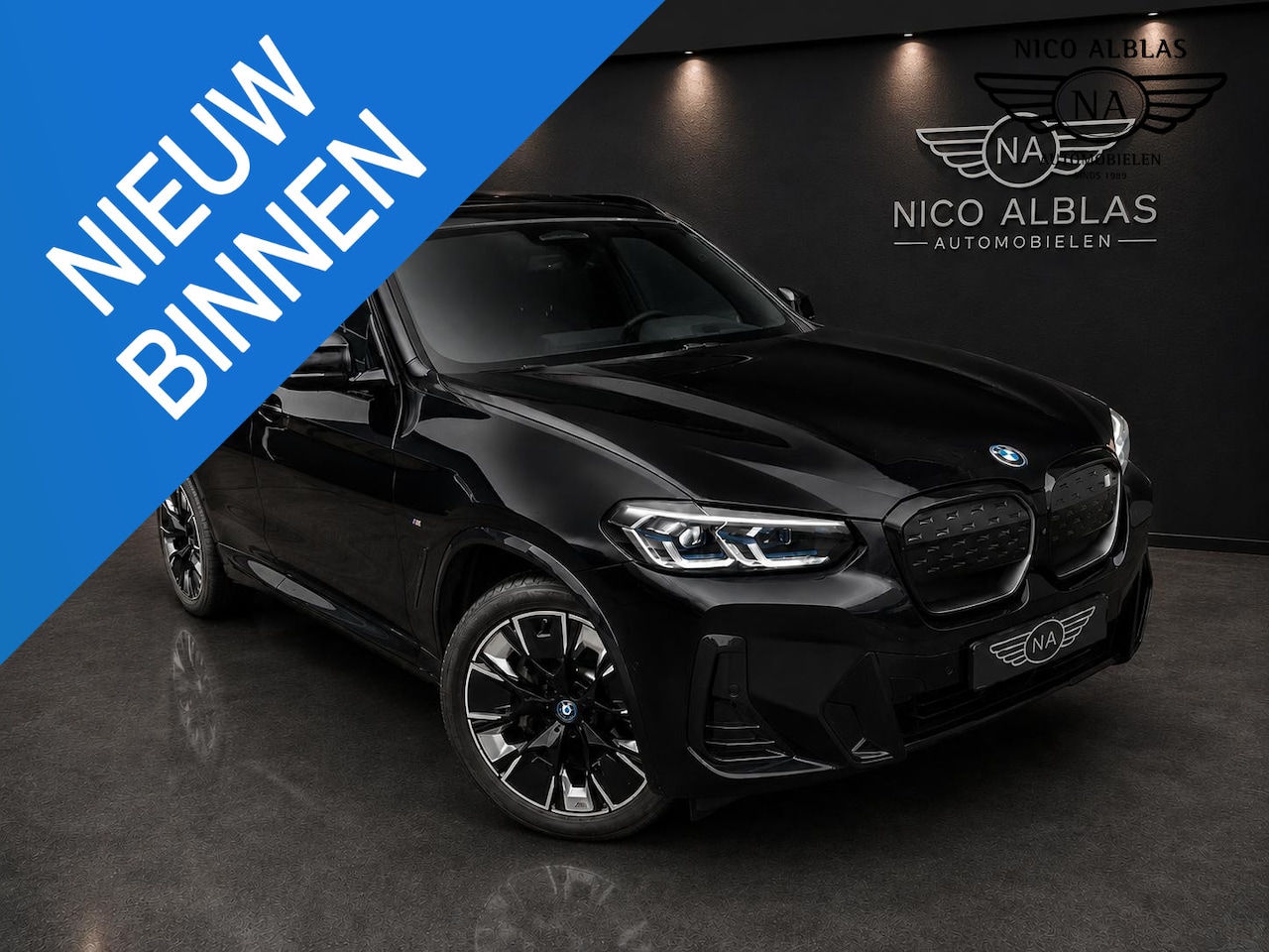BMW iX3 - Impressive / M-Sport 80 kWh | Pano | Head Up | Laser Lampen | Trekhaak - AutoWereld.nl