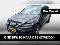 Volkswagen Tiguan Allspace - 2.0 TSI 4Motion Highline Business R | KOMT 2 JUNI BINNEN | PANORAMADAK | LEDER | LED PLUS