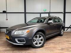 Volvo XC70 - 2.4 D5 Summum / AWD / Automaat / LEDER / CRUISE / BLIS / Memory /