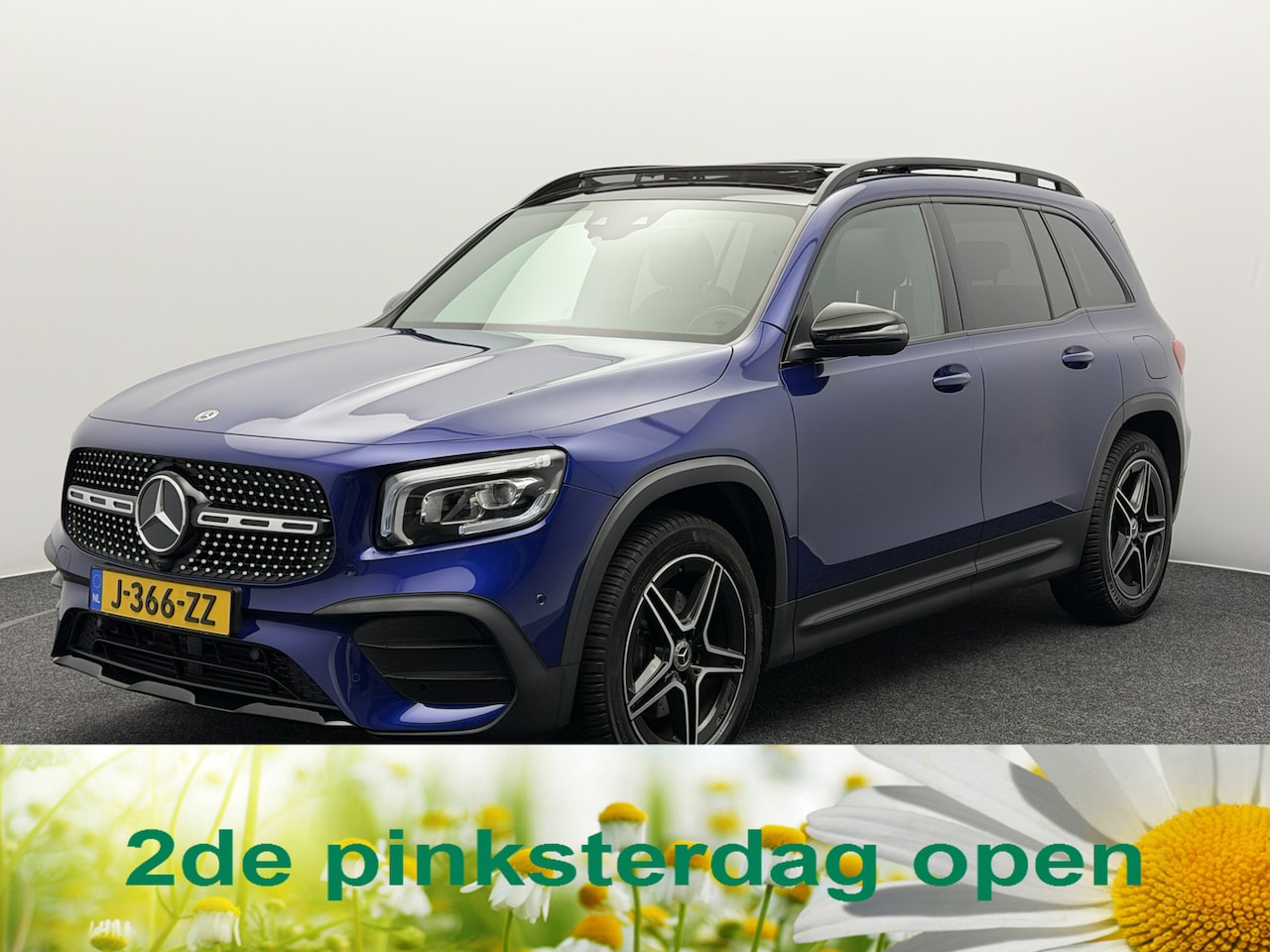 Mercedes-Benz GLB - 200 Business Solution AMG | Panoramadak | Sfeerverlichting | All-season - AutoWereld.nl