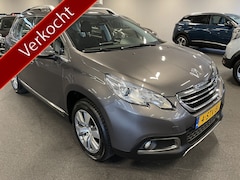 Peugeot 2008 - 1.2 VTi Allure NAVIGATIE-CLIMATE CONTROL-PARKEERSESNOREN-TREKHAAK