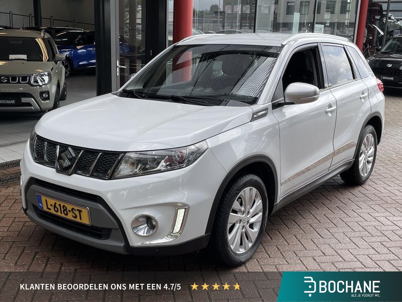 Suzuki Vitara - 1.4 S Allgrip Automaat 140PK | Trekhaak | Navigatie | Achteruitrijcamera | Carplay | Adapt - AutoWereld.nl