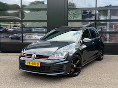 Volkswagen Golf - 2.0 TSI GTI DSG Pano Stoelverw. 300PK+