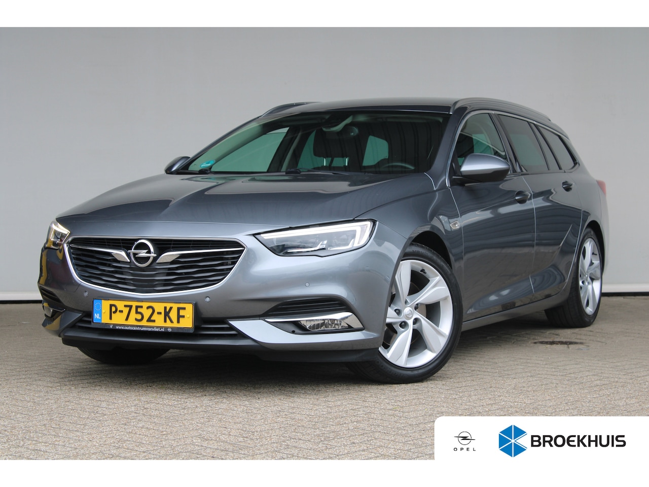 Opel Insignia Sports Tourer - 1.6 Turbo Innovation | Matrix Led | Trekhaak | Voorruitverwarming | Keyless entry | Apple - AutoWereld.nl
