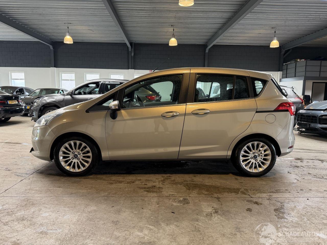Ford B-Max - 1.0 EcoBoost Titanium
