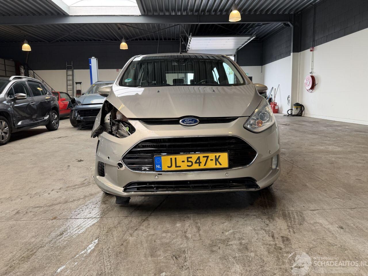 Ford B-Max - 1.0 EcoBoost Titanium 1.0 EcoBoost Titanium