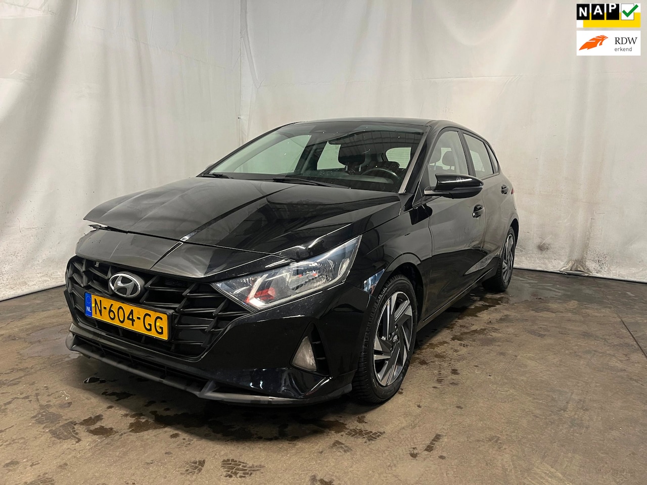 Hyundai i20 - 1.2 MPI Comfort - Schade - AutoWereld.nl