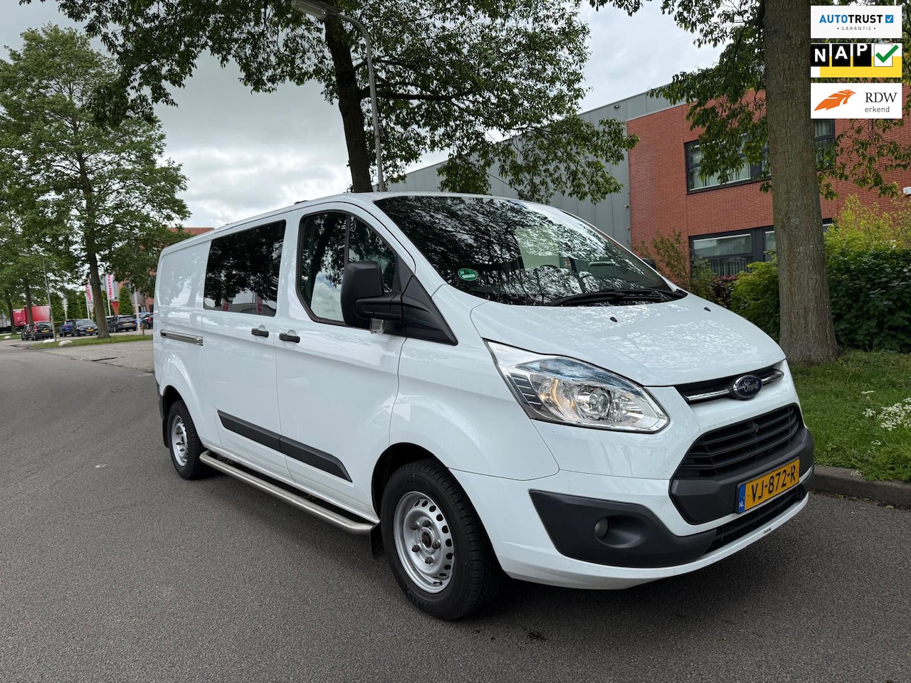 Ford Transit Custom - 310 2.2 TDCI L2H1 Trend 310 2.2 TDCI L2H1 Trend - AutoWereld.nl