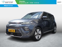 Kia e-Soul - DynamicPlusLine 64 kWh | SOH 93, 4% | Warmtepomp | Navigatie | Adaptief | Camera | Stoel/S