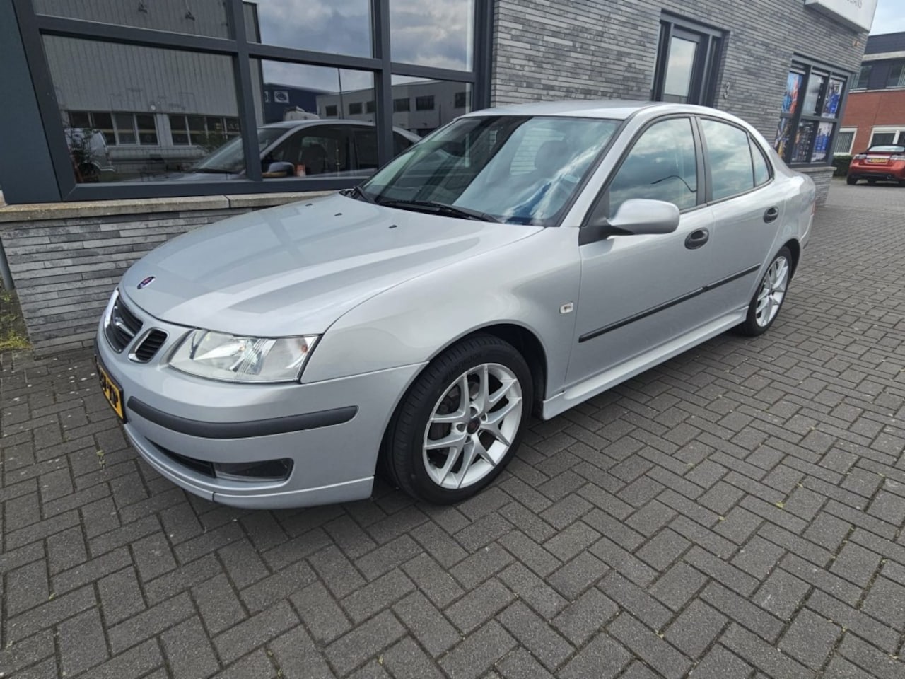 Saab 9-3 - Automaat bi-fuel motor slechts 45.000 km - AutoWereld.nl