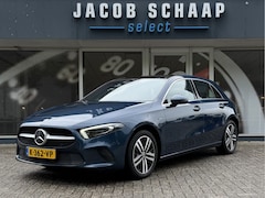 Mercedes-Benz A-klasse - 250 e Business Solution Luxury / Keyless / Trekhaak (1.600KG) / Panodak / Camera / Elek. S