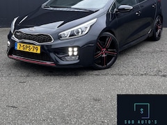 Kia Cee'd - 1.6 GT 204pk / Kanon van een auto