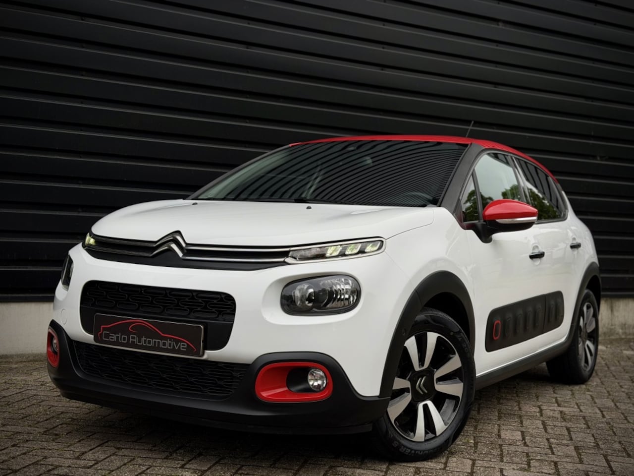 Citroën C3 - 1.2 PureTech NAVI|BLINDSPOT|CAMERA|KEYLESS|CRUISE|CARPLAY - AutoWereld.nl