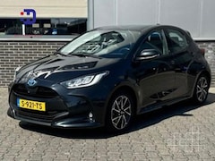 Toyota Yaris - 1.5 Hybrid Dynamic - Adaptive cruise - Stoelverwarming - LED