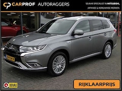 Mitsubishi Outlander - 2.4 PHEV Instyle | Leer | Schuifdak | Trekhaak